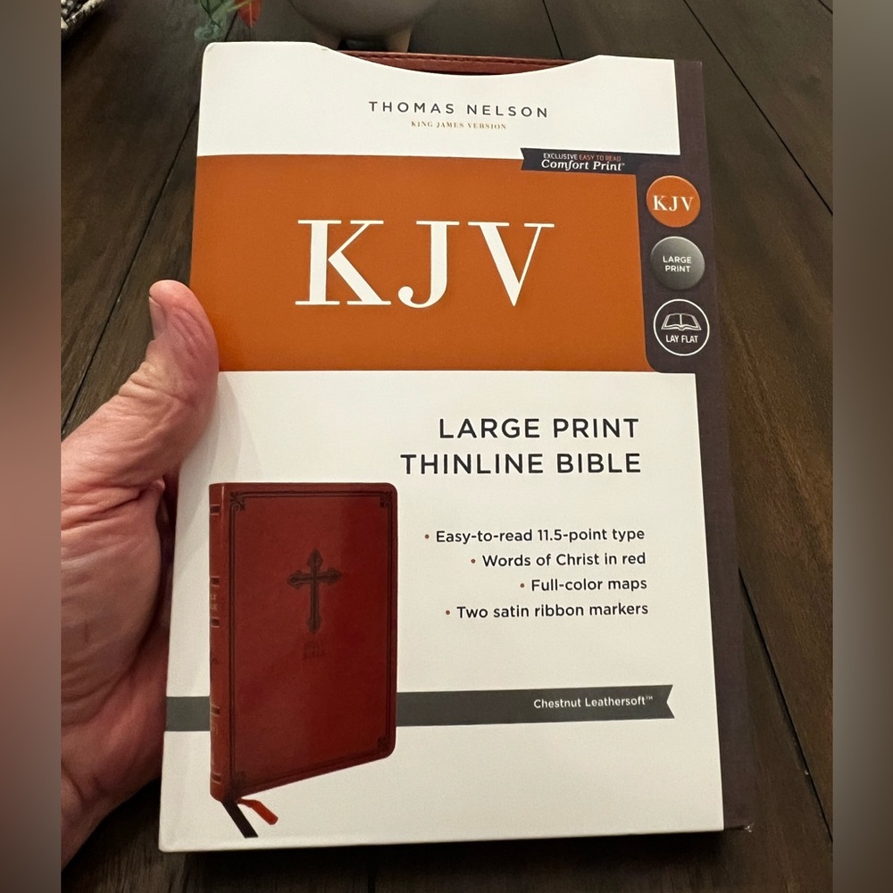 Bible: Thomas Nelson KJV Large Print Thinline Bible: New in the Box MSRP $35